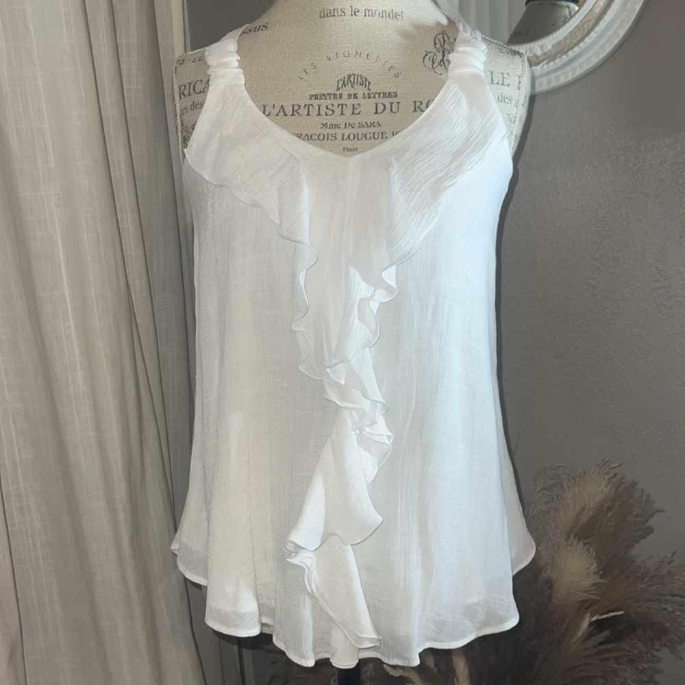A. Byer white sleeveless women’s blouse lightweight ruffle shirt Small - Picture 1 of 9